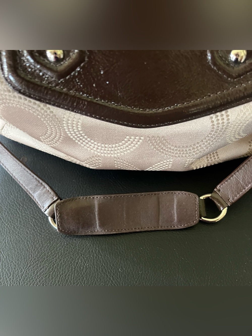 Coach Handbag Ashley Classic Signature C Satchel Beige/Brown Patent Leather - Picture 4 of 12